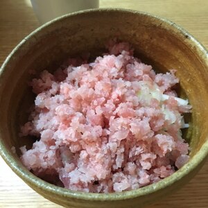 ポン酢しょうゆでマグロねぎとろ丼